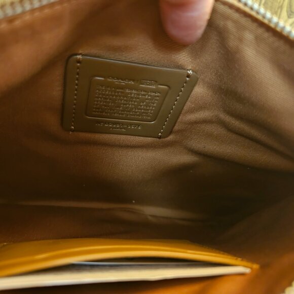 Large Coach Spiderman wristlet - Picture 5 of 10